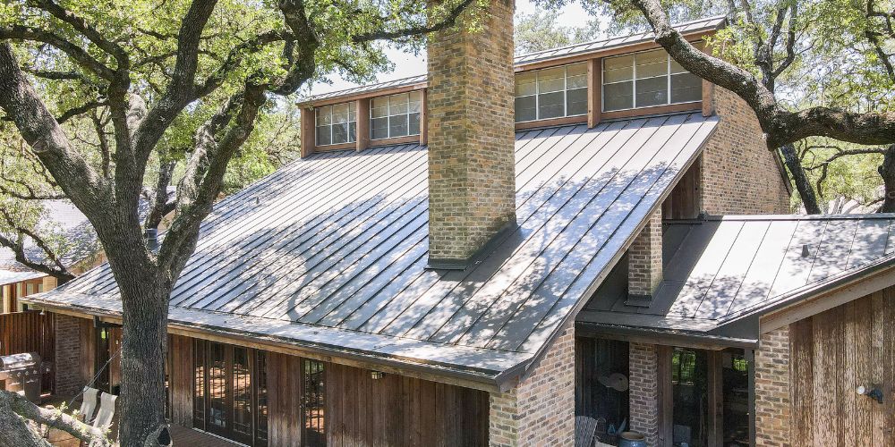 How Much Metal Roof Overhang Is Acceptable?