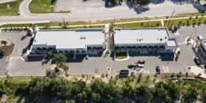 Protect your business with the right commercial roofing contractor. Learn how to select a team that protects your investment and delivers lasting results.