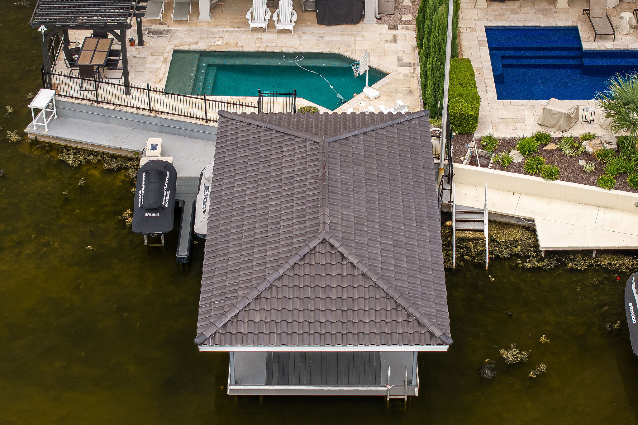 Professional Tile Roofing Service