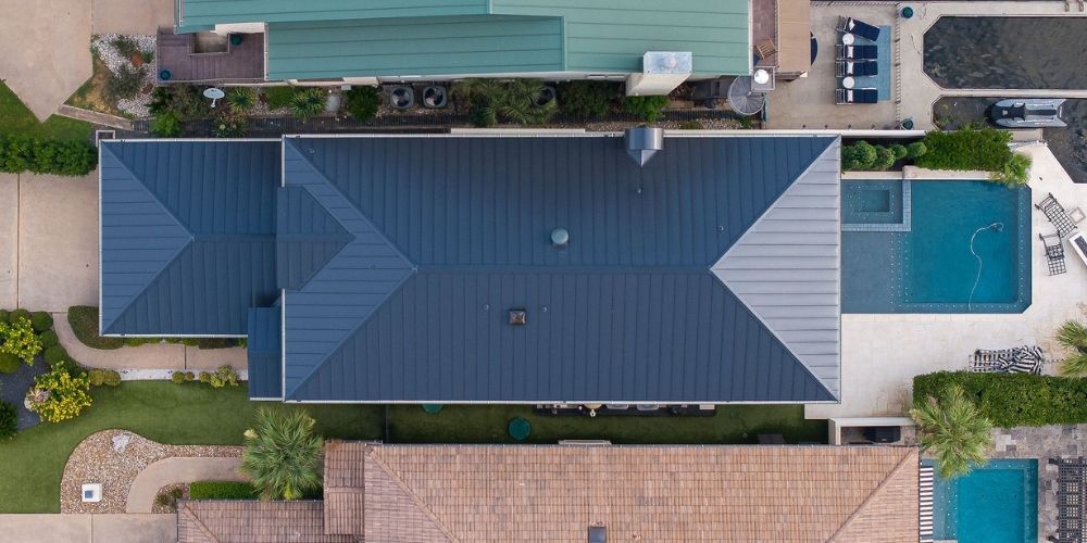 Metal roof oil canning